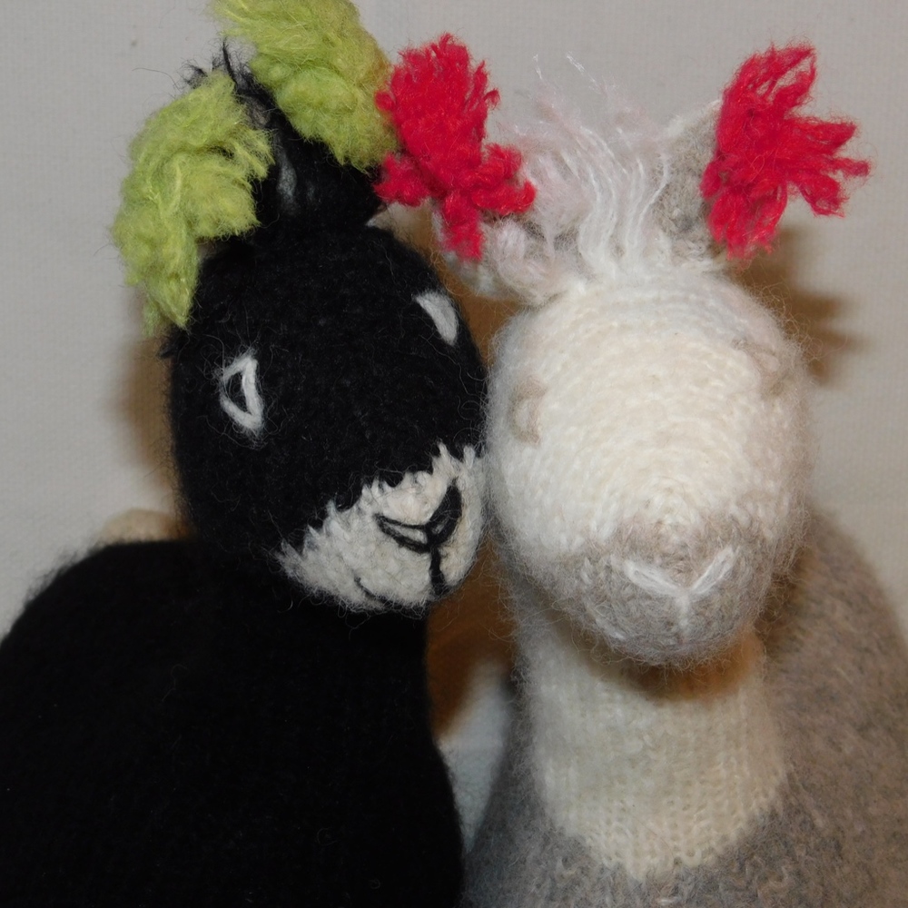 Free People Llama/Alpaca Plush Set